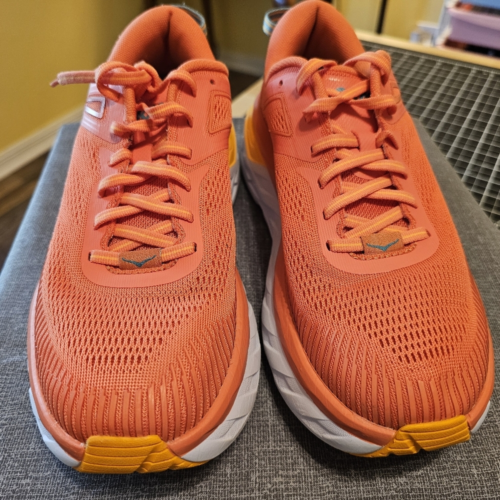 Hoka One One Bondi 7 Orange Athletic Shoes Womens Size 8